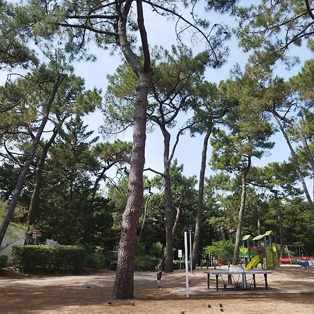 Domaine De La Presqu'ile 4*