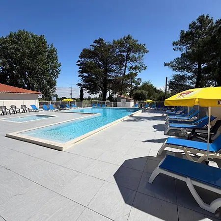 Campingplatz Domaine De La Presqu'ile 4*